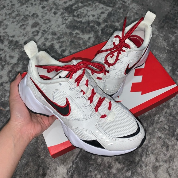 nike air heights red